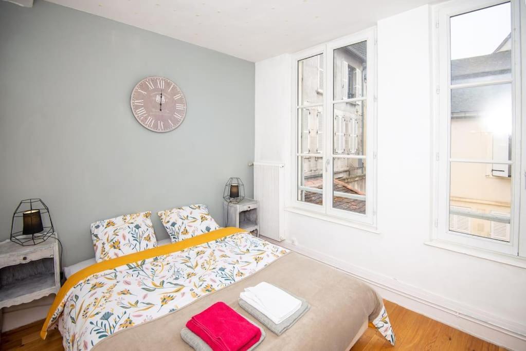 La Belle Pierre - Appartement De Charme Tres Calme En Coeur De Ville Auxerre Extérieur photo
